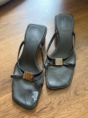 Gucci Y2K Black Leather Sandals with Silver Hardware